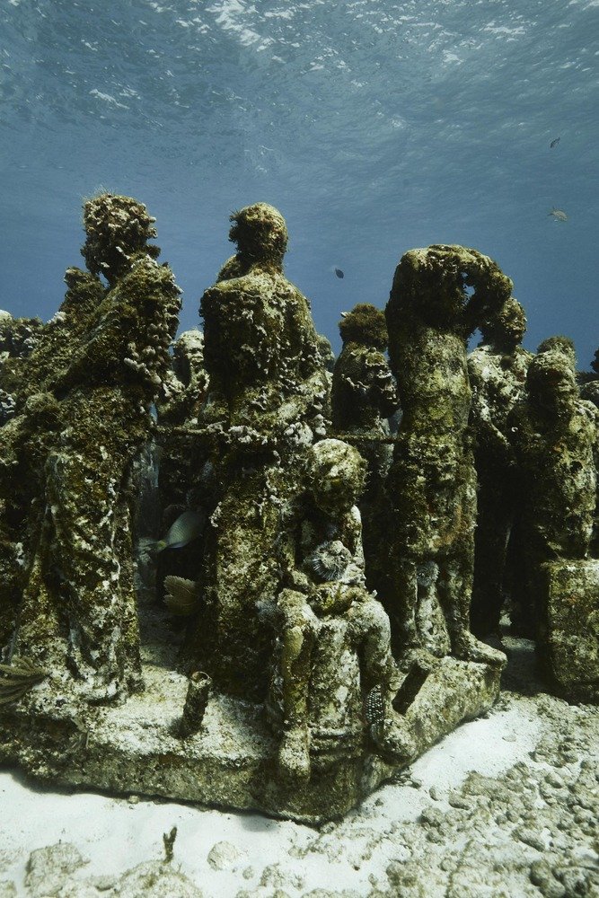 Ενα μουσείο αποκλειστικά για... δύτες – Τα απίθανα έργα τέχνης στον βυθό του Μεξικού [εικόνες] | iefimerida.gr 4