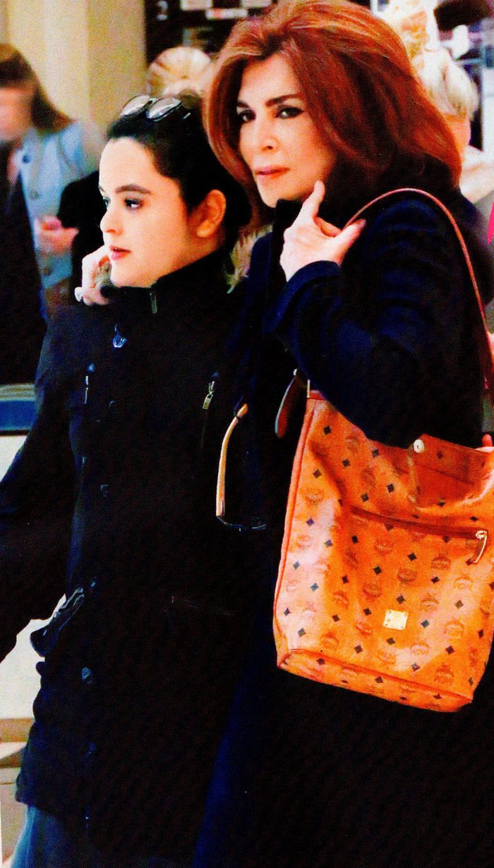 Η κόρη της Μιμής Ντενίση έγινε 16 ετών -Λένε ότι θα γίνει σοπράνο [εικόνες]  | iefimerida.gr 3