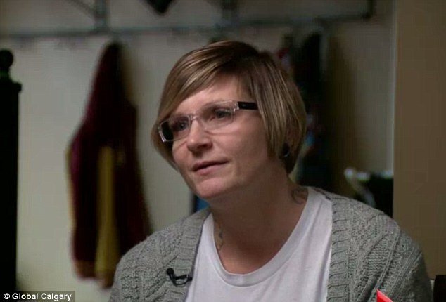 Μητέρα ξανασχεδιάσε το τατουάζ με την κόρη της όταν αυτή αποφάσισε να γίνει αγόρι [εικόνες]  | iefimerida.gr 1