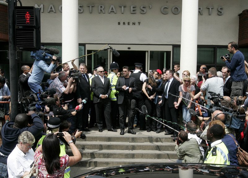 Η ταραχώδης ζωή του Τζορτζ Μάικλ: Ναρκωτικά, συλλήψεις και μάχη με την κατάθλιψη [εικόνες] | iefimerida.gr 7