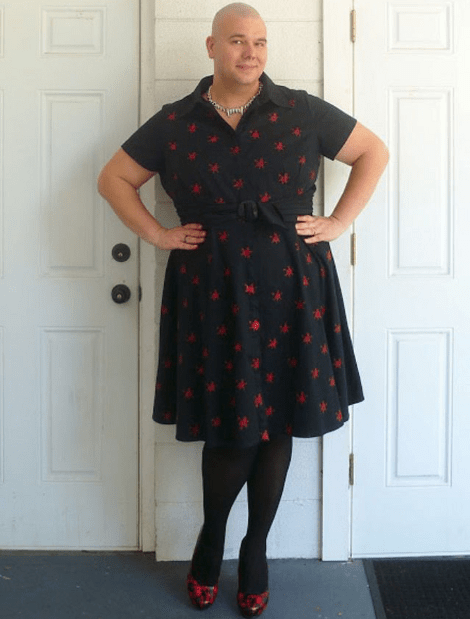 Ο πιο καλοντυμένος άνδρας του κόσμου φοράει μόνο φούστες, καλσόν και γοβάκια [εικόνες] | iefimerida.gr 1