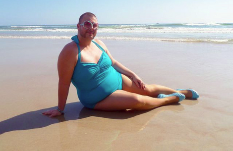 Ο πιο καλοντυμένος άνδρας του κόσμου φοράει μόνο φούστες, καλσόν και γοβάκια [εικόνες] | iefimerida.gr 2