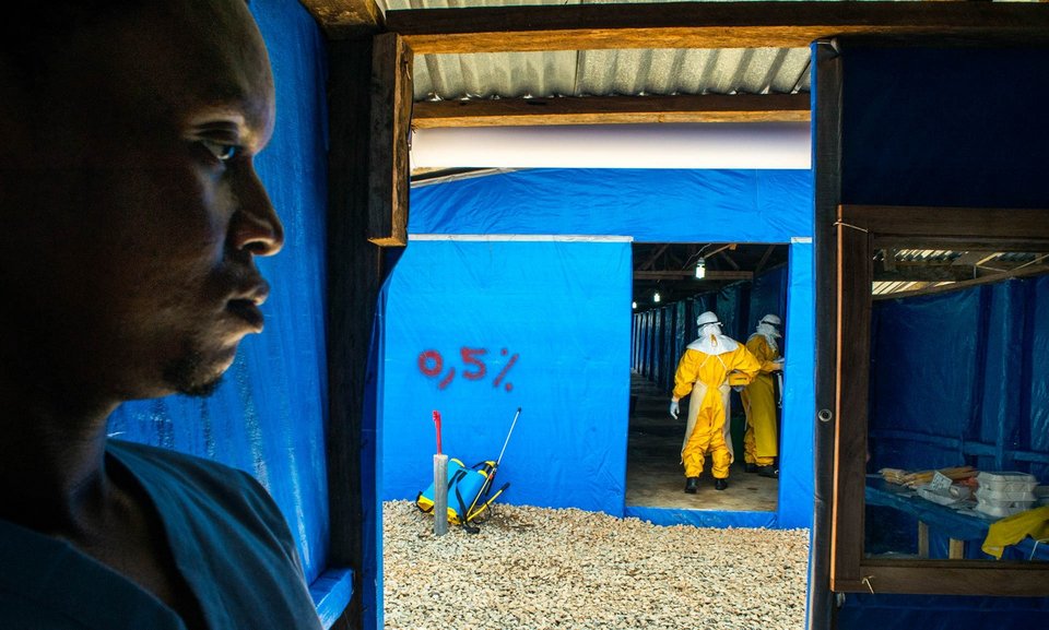 Πέθανε ο κορυφαίος φωτογράφος Μισέλ Ντου Σιλ -Είχε κερδίσει τρία Πούλιτζερ [εικόνες] | iefimerida.gr 5