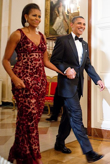 Οι κόρες του Ομπάμα μεγάλωσαν -Με τουαλέτες των 20.000$, σαν σταρ στο κόκκινο χαλί [εικόνες] | iefimerida.gr 2