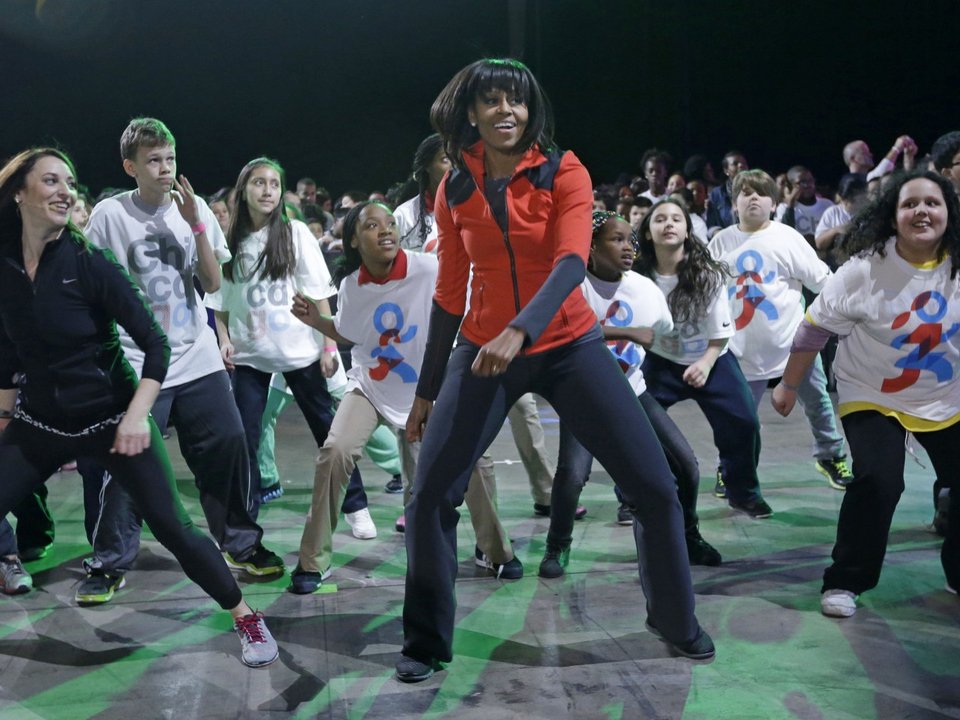 Η Μισέλ Ομπάμα παίζει μπάσκετ και ξαφνιάζει -Μια Πρώτη Κυρία «θηρίο» [εικόνες & βίντεο] | iefimerida.gr 6