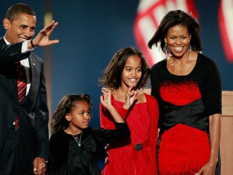 «Fifty and Fabulous»: Η Μισέλ Ομπάμα γιορτάζει τα 50 στο απόγειό της και πλέον κοιτά τη ζωή μετά το Λευκό Οίκο [εικόνες] | iefimerida.gr 5