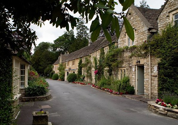 Το μοναδικό χωριό στον κόσμο που έμεινε απαράλλαχτο από τον Μεσαίωνα [εικόνες] | iefimerida.gr 4