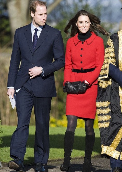 Το πανάκριβο δώρο που έκανε ο πρίγκιπας Γουίλιαμ στην Κέιτ Μίντλετον [εικόνες] | iefimerida.gr 3