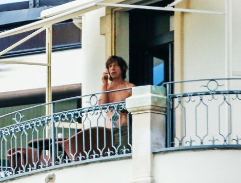 Στις 9 του μακαρίτη...-Με νέα ερωμένη κυκλοφορεί ο Μικ Τζάγκερ τρεις μήνες μετά την αυτοκτονία της συντρόφου του [εικόνες] | iefimerida.gr 3