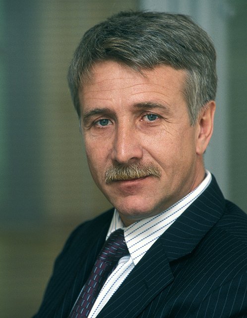 Ο Γάλλος και οι τέσσερις Ρώσοι δισεκατομμυριούχοι που είδαν τα χρήματα τους να κάνουν φτερά, λόγω της κρίσης στην Κριμαία [εικόνες] | iefimerida.gr 1