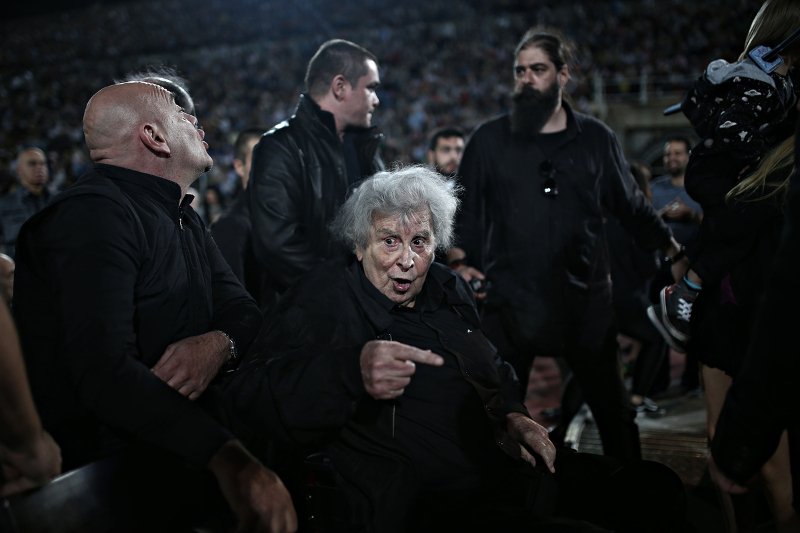 Ο Μίκης Θεοδωράκης στο Καλλιμάρμαρο -Στη συναυλία προς τιμήν του [εικόνες & βίντεο]  | iefimerida.gr 0