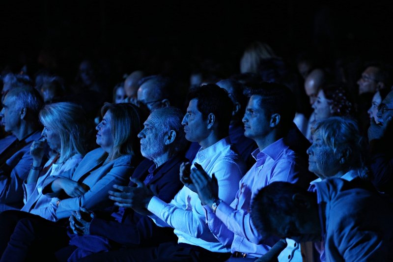 Ο Μίκης Θεοδωράκης στο Καλλιμάρμαρο -Στη συναυλία προς τιμήν του [εικόνες & βίντεο]  | iefimerida.gr 9