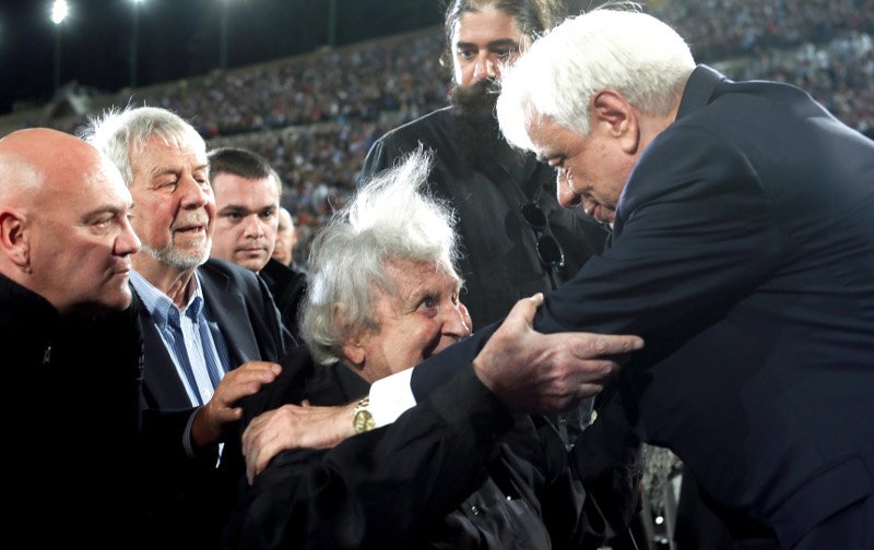 Ο Μίκης Θεοδωράκης στο Καλλιμάρμαρο -Στη συναυλία προς τιμήν του [εικόνες & βίντεο]  | iefimerida.gr 3