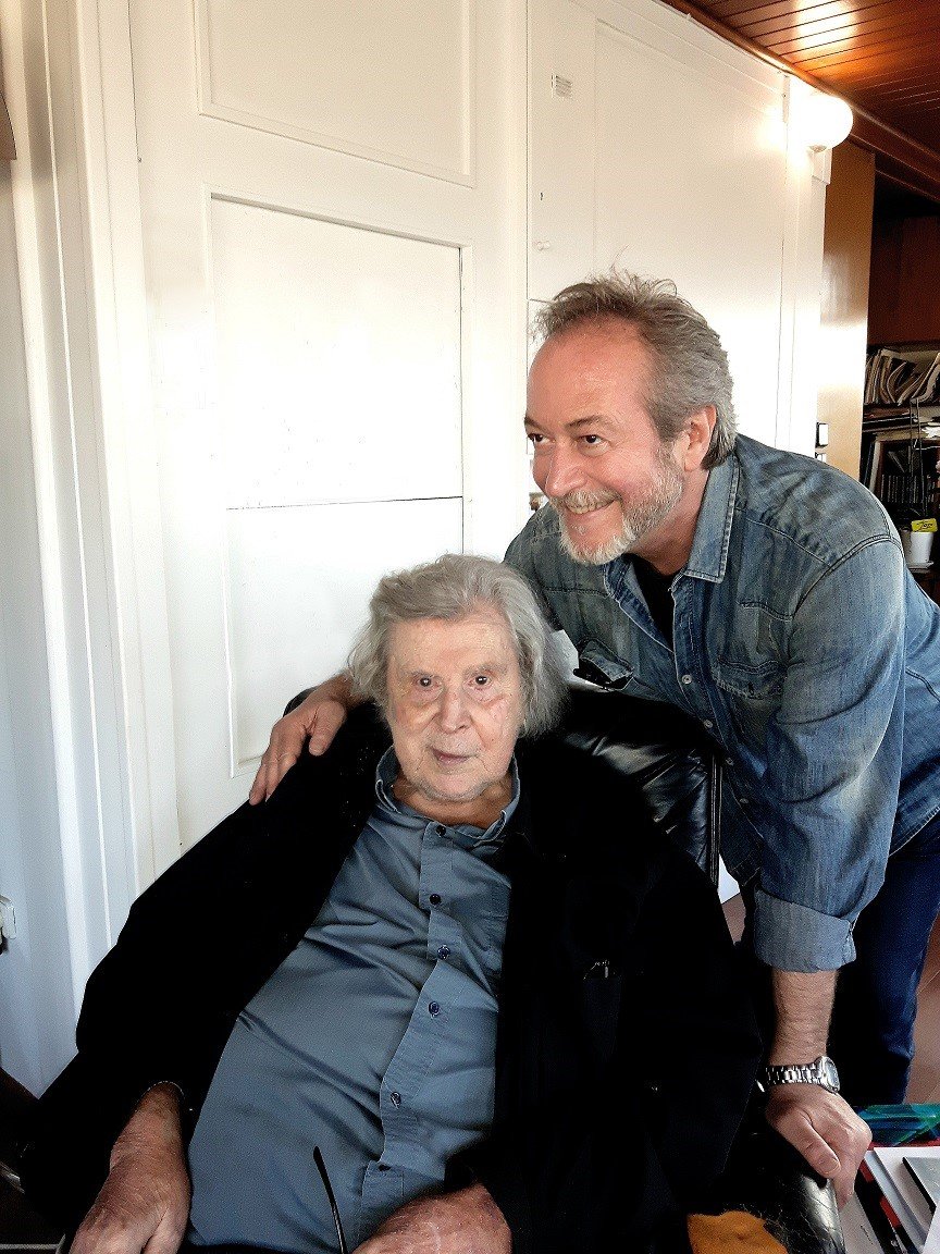 Η συνάντηση Βαλτινού - Μίκη Θεοδωράκη για την παράσταση «Αλέξης Ζορμπάς» [εικόνες]  | iefimerida.gr 1