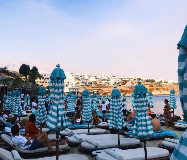 Η εγγονή του τέως πάρταρε στη Μύκονο -Επταήμερο γλέντι για τα γενέθλιά της [εικόνες] | iefimerida.gr 6