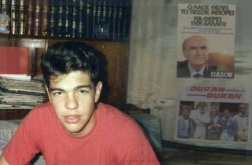 Το Twitter διασκεδάζει με τον Τσιπρ-Ανδρέα: «Θα μαλλιοτραβιέται με τη Μιμή στο μνήμα!» [εικόνες] | iefimerida.gr 5