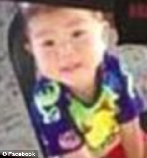 Αυτός ήταν ο μικρότερος επιβάτης του μοιραίου Βoeing -Η φωτογραφία του έγινε viral [εικόνες] | iefimerida.gr 0