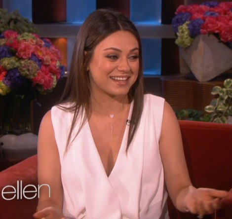 Η Μίλα Κούνις αποκαλύπτει πιο φαγητό που βρωμάει θέλει να τρώει συνέχεια τώρα που είναι έγκυος [εικόνες] | iefimerida.gr 1