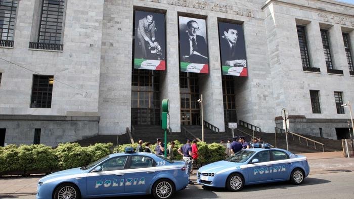 Τρόμος σε δικαστήριο του Μιλάνου: Τέσσερις νεκροί από πυροβολισμούς [εικόνες & βίντεο] | iefimerida.gr 10