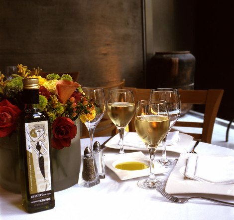 Το ελληνικό εστιατόριο που ξετρέλανε τη Νέα Υόρκη με το φρέσκο ψάρι του -Αρωμα Ελλάδας στην καρδιά του Μανχάταν [εικόνες] | iefimerida.gr 1