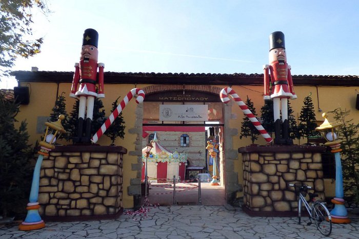 Στιγμές μαγείας στα Τρίκαλα -Ο «Μύλος των Ξωτικών» έτοιμος να υποδεχθεί μικρούς και μεγάλους [εικόνες] | iefimerida.gr 5