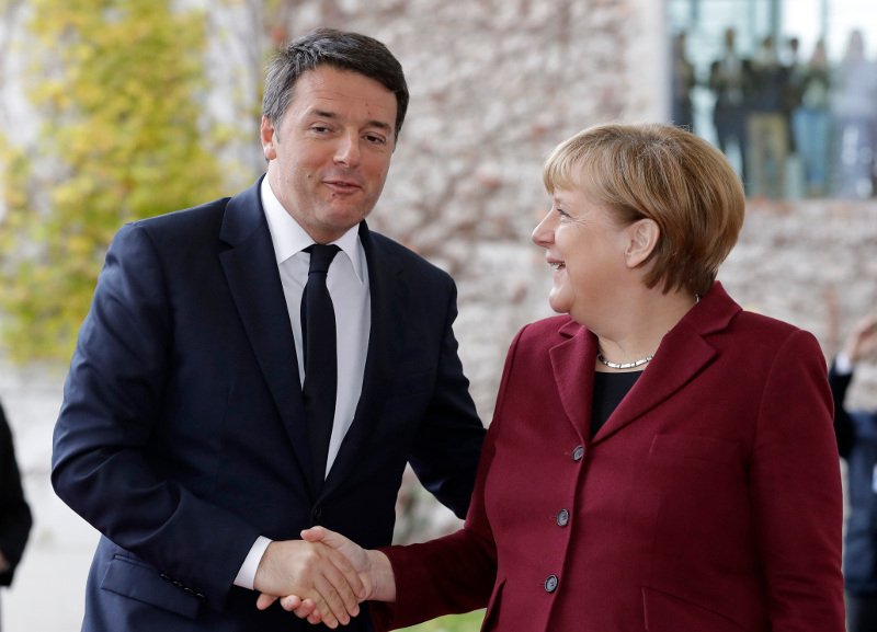 Ολοκληρώθηκε η συνάντηση του Ομπάμα με Eυρωπαίους ηγέτες -Μ' ένα φιλί τον αποχαιρέτησε η Μέρκελ [εικόνες]  | iefimerida.gr 4