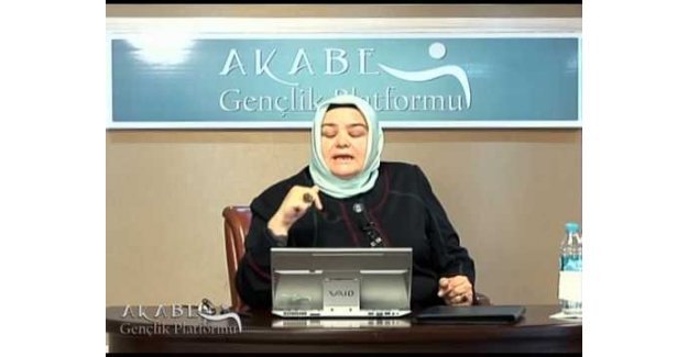 Σάλος στην Τουρκία: Η νέα υπουργός με τη μαντήλα [εικόνες] | iefimerida.gr 2