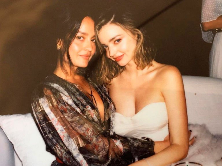 Αρραβωνιάστηκε η Μιράντα Κερ, οι πρώτες φωτογραφίες από το πάρτι [εικόνες] | iefimerida.gr 0