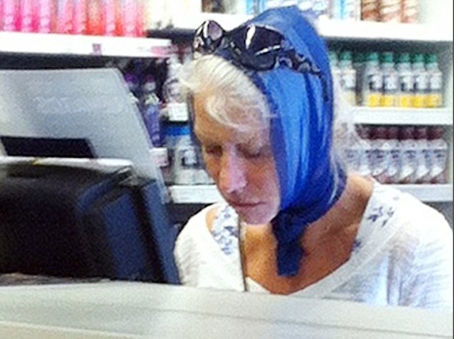  Πασίγνωστη ηθοποιός κυκλοφορεί φασκιωμένη λόγω λίγτινγκ [εικόνες] | iefimerida.gr 0