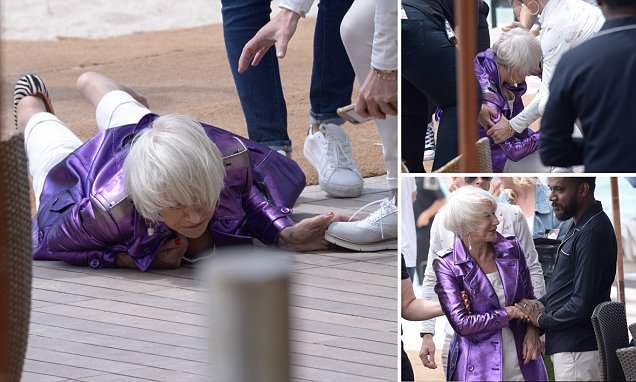 Η Ελεν Μίρεν έφαγε μια επική τούμπα στις Κάννες [βίντεο] | iefimerida.gr 2