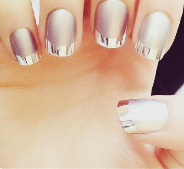 Mirror nails ξανά -Η τάση του καλοκαιριού στα νύχια  [εικόνες] | iefimerida.gr 2