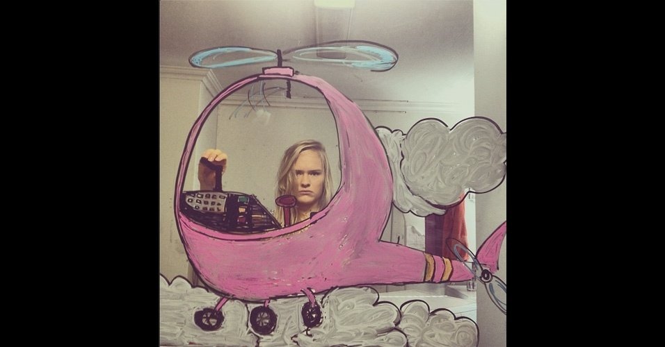 Selfie στον καθρέφτη -Μια Νορβηγίδα φέρνει την επανάσταση [εικόνες] | iefimerida.gr 3