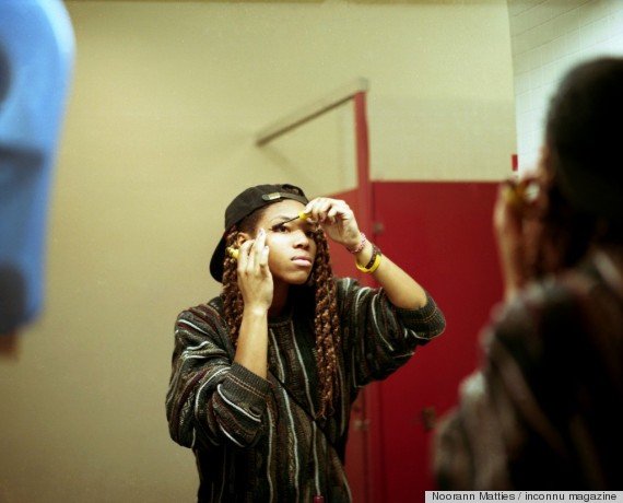 Η τελετουργία της ομορφιάς -Γυναίκες ποζάρουν μπροστά στον καθρέφτη τους και αποθεώνονται [εικόνες] | iefimerida.gr 4