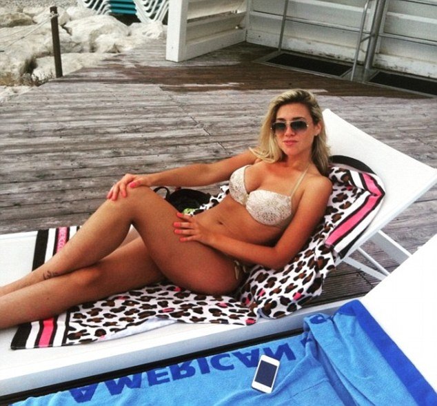 Η χυμώδης Κροάτισσα δημοσιογράφος που... ξεσηκώνει το Instagram [εικόνες] | iefimerida.gr 2