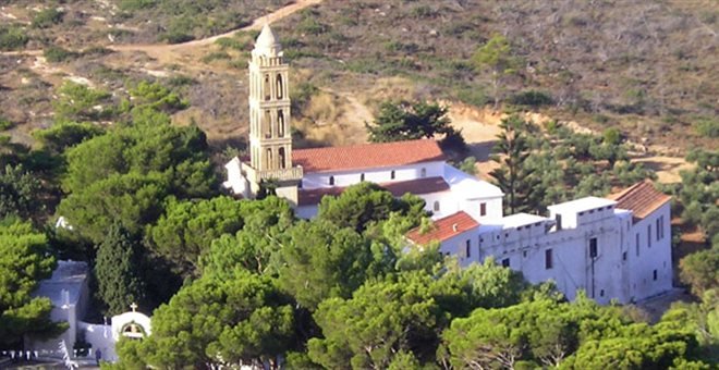 Μάχη με τη φωτιά στα Κύθηρα: Νέα νύχτα αγωνίας [εικόνες & βίντεο] | iefimerida.gr 0