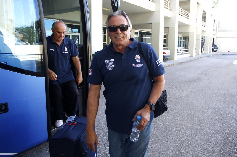 Αντετοκούνμπο στην αναχώρηση της Εθνικής - «Δεν είμαι σταρ αλλά ένας καλός συμπαίκτης» | iefimerida.gr 0