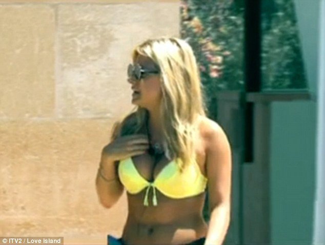 To κλάμα της Μις Βρετανία, που έχασε το στέμμα της επειδή έκανε σεξ σε ριάλιτι [εικόνες & βίντεο] | iefimerida.gr 0