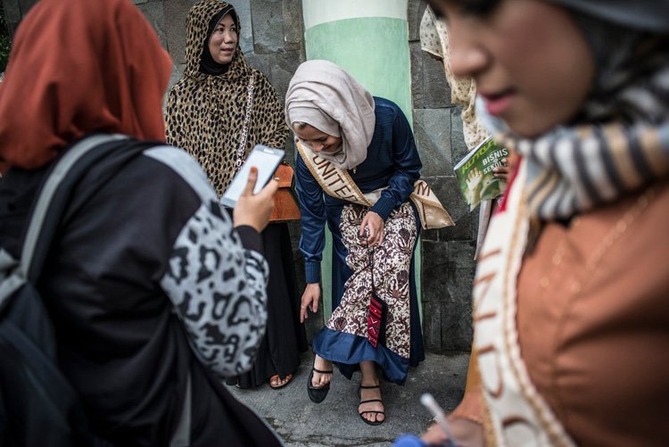 Μις Μουσουλμανικός Κόσμος: Στα άδυτα ενός διαφορετικού διαγωνισμού ομορφιάς [εικόνες] | iefimerida.gr 0