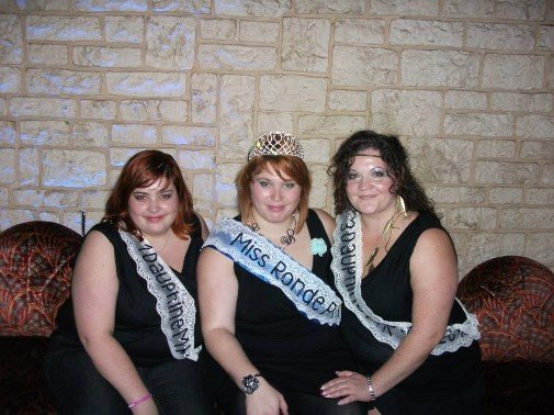 Μις Χοντρούλα: Και οι παχιές έχουν ψυχή [εικόνες+βίντεο] | iefimerida.gr 1