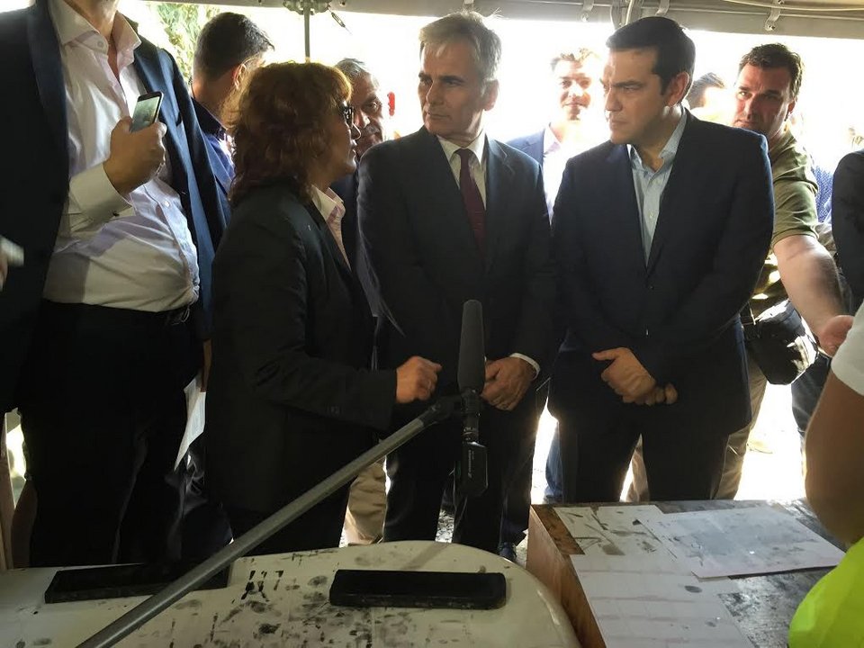 «Καθάρισαν» τη Λέσβο από τους πρόσφυγες πριν την επίσκεψη Τσίπρα-Φάιμαν | iefimerida.gr 3
