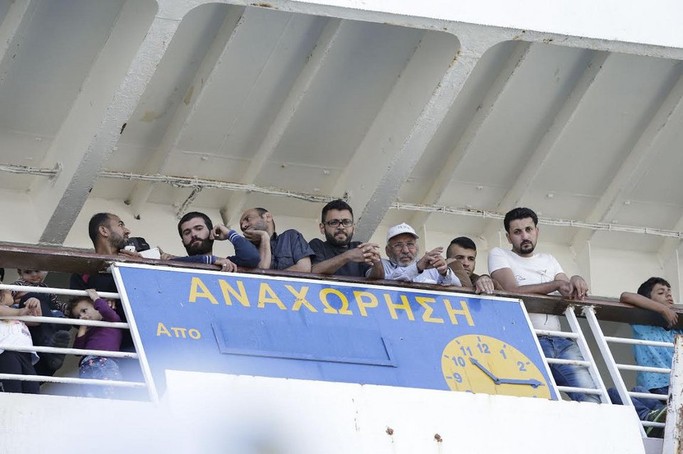 «Καθάρισαν» τη Λέσβο από τους πρόσφυγες πριν την επίσκεψη Τσίπρα-Φάιμαν | iefimerida.gr 6
