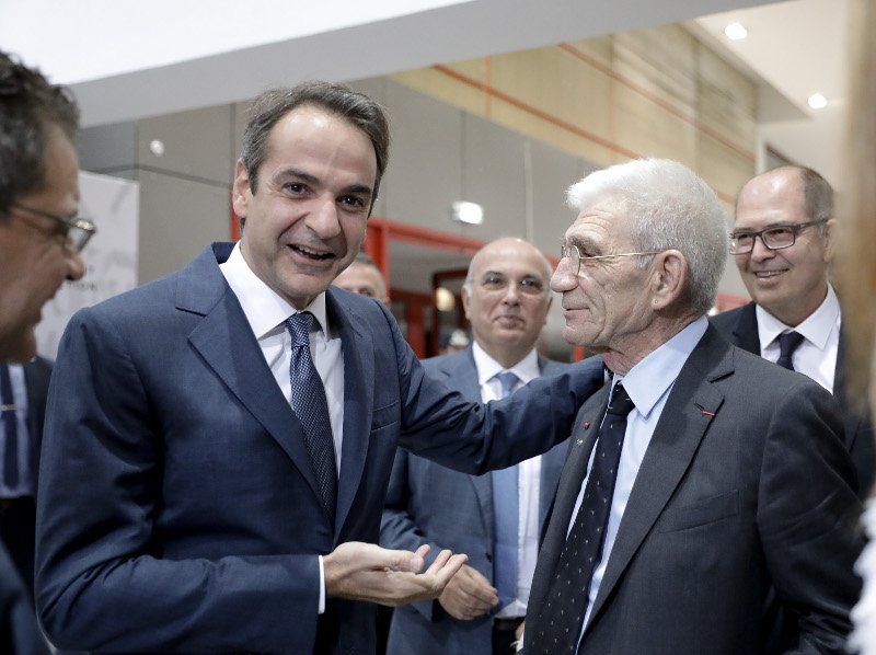 Μητσοτάκης σε Μπουτάρη: Δεν περίμενα γραβάτα από σένα, έχω εντυπωσιαστεί [εικόνες&βίντεο] | iefimerida.gr 1