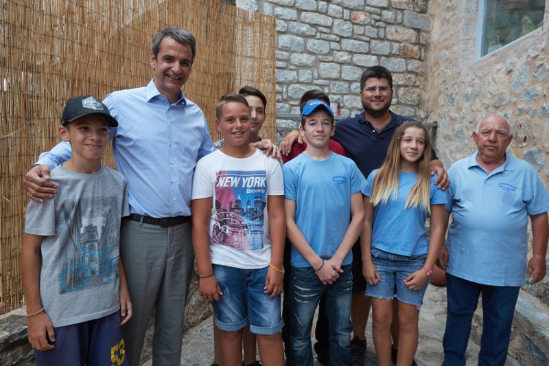 Μητσοτάκης: Θα μειώσω στο μισό το τέλος της ΕΡΤ -Δέσμευση για μείωση φορολογίας [εικόνες&βίντεο] | iefimerida.gr 8