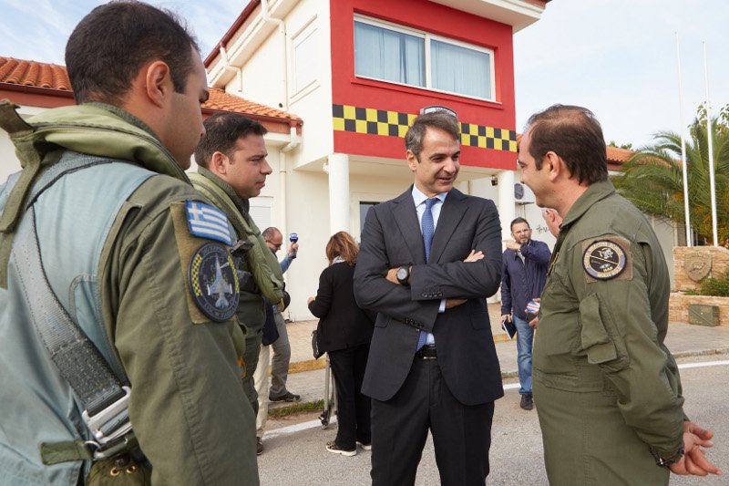 Συνάντηση Μητσοτάκη με τους παραγωγικούς φορείς της Κρήτης [εικόνες] | iefimerida.gr 1