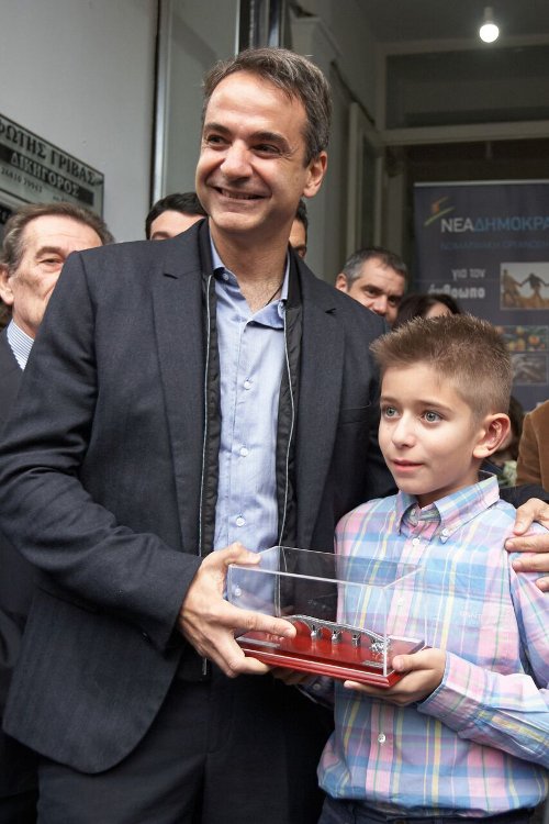 Περιοδείες με άρωμα εκλογών: Ο Τσίπρας στη Θράκη, ο Μητσοτάκης Ηπειρο | iefimerida.gr 6