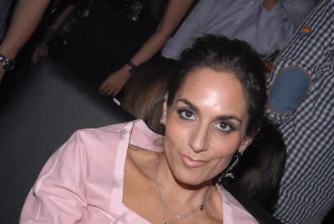 «Μ»: Το άρωμα που δημιούργησε η Χριστίνα Μήτση συναρπάζει -Θυμίζει απογευματινό περίπατο σε ελληνικό περιβόλι [εικόνες] | iefimerida.gr 1