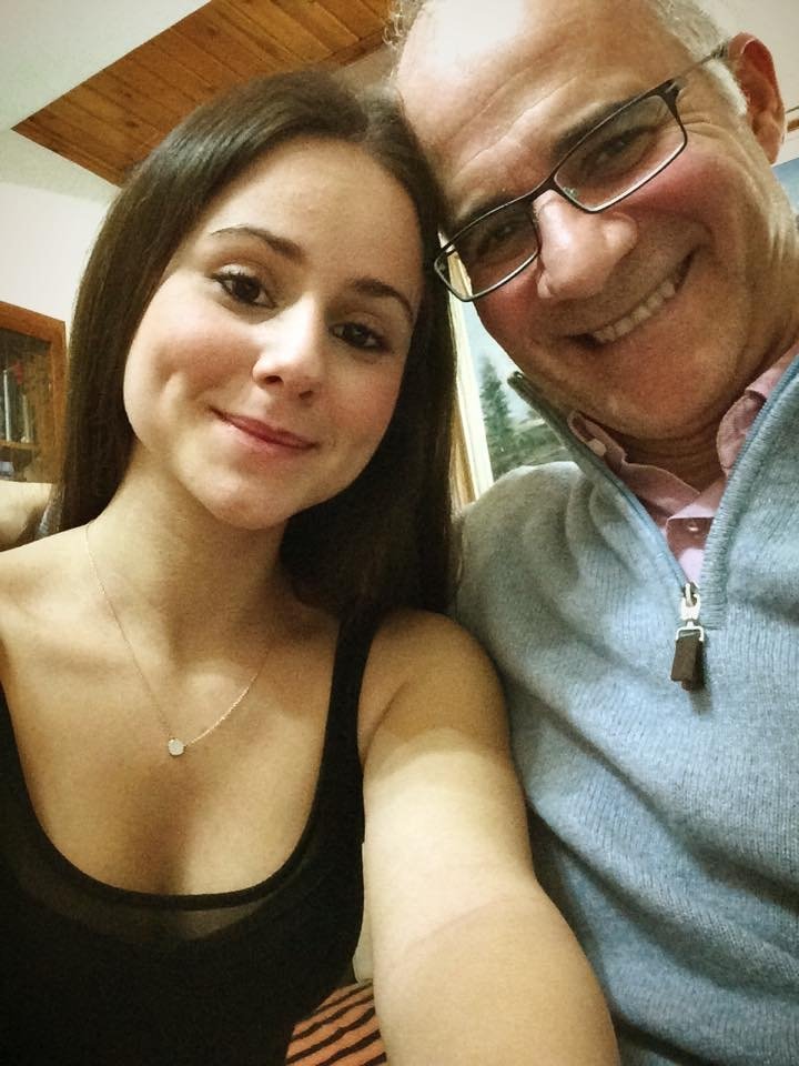 Η πανέμορφη 16χρονη κόρη του Γιώργου Μητσικώστα [εικόνα & βίντεο] | iefimerida.gr 0