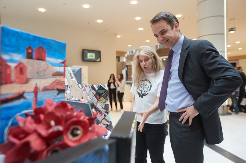 Μητσοτάκης σε νέους επιχειρηματίες: Ανάμεσά σας αυτοί που θα κρατήσουν όρθια τη χώρα τις επόμενες δεκαετίες | iefimerida.gr 3