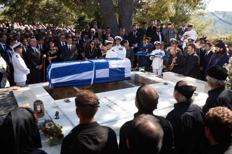 Κωνσταντίνος Μητσοτάκης: Ο αφοσιωμένος Μανούσος, το γράμμα του Γλέζου, οι επικήδειοι, τα ριζίτικα, η κατσούνα -Ο πόνος και η θλίψη μέσα από εικόνες και βίντεο | iefimerida.gr 36