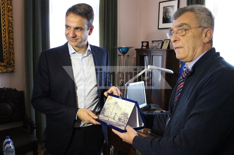 Στο hotspot στη Μόρια ο Κυριάκος Μητσοτάκης -Επίσκεψη και στο πλοίο «Τοξότης» του Πολεμικού Ναυτικού  [εικόνες] | iefimerida.gr 2